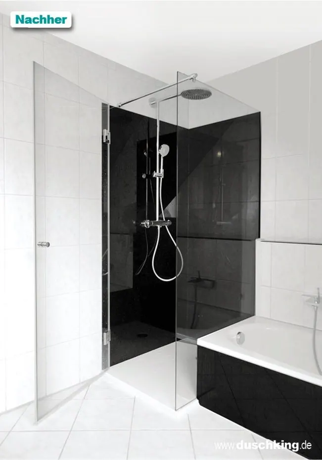Nachher: Walk-in-Dusche mit dunklen fugenlosen Wandplatten und Regendusche